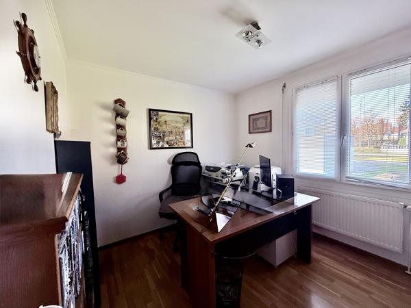 Maison individuelle de 138M2 sur 15 ares clos et arboré