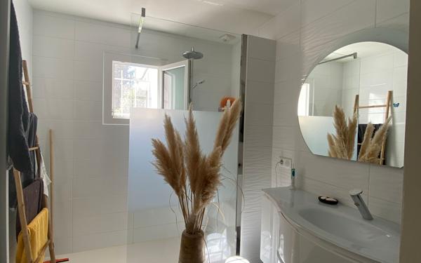 Maison à vendre    5 pièces •  Mudaison