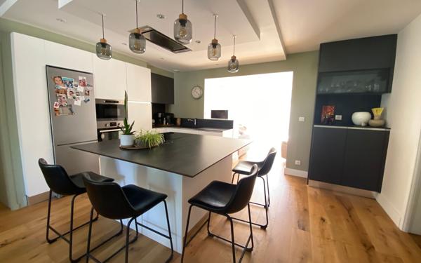 Maison à vendre    5 pièces •  Mudaison