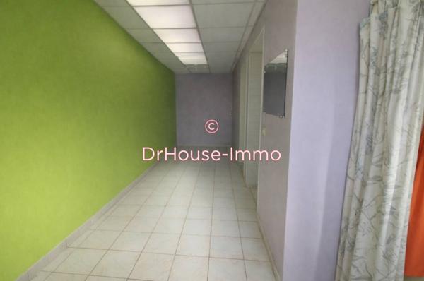 Commerce à louer 2 pièces de 55 m²