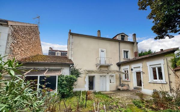 Maison à vendre    5 pièces • 125 m2 Périgueux
