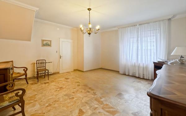 Maison à vendre    5 pièces • 125 m2 Périgueux