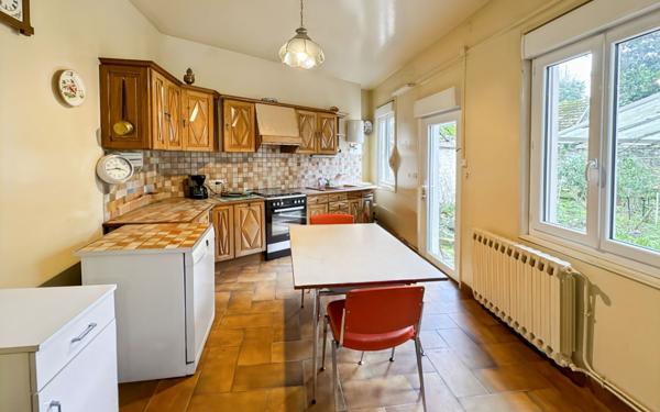 Maison à vendre    5 pièces • 125 m2 Périgueux