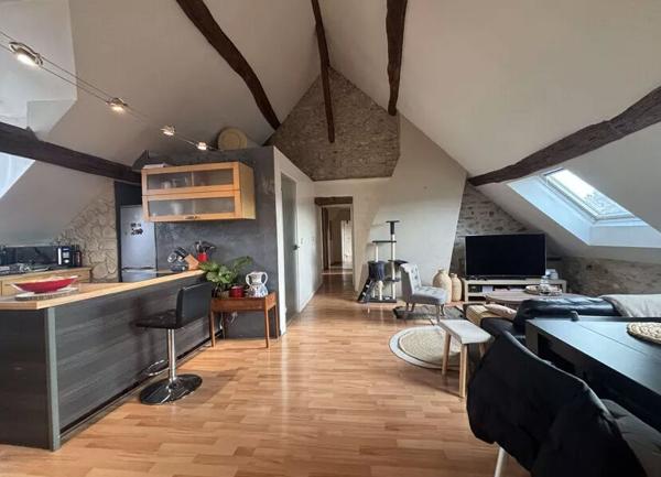 Appartement Saint Fargeau Ponthierry 3 pièces centre ville - box et caves