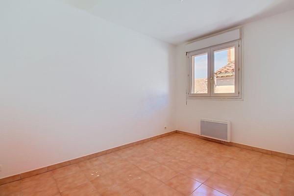 Appartement 4 pièces à vendre à Marignane - Dernier étage, calme et lumineux