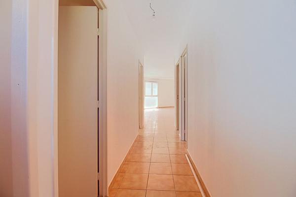 Appartement 4 pièces à vendre à Marignane - Dernier étage, calme et lumineux