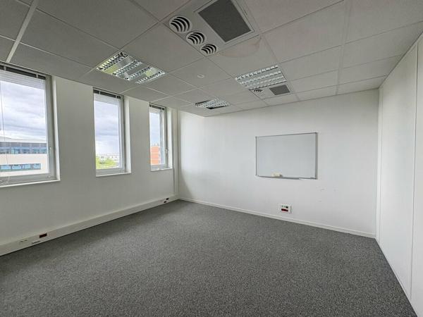 A LOUER - BUREAUX - DIJON VALMY