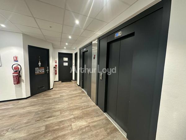 BUREAUX à LOUER de 365 m²