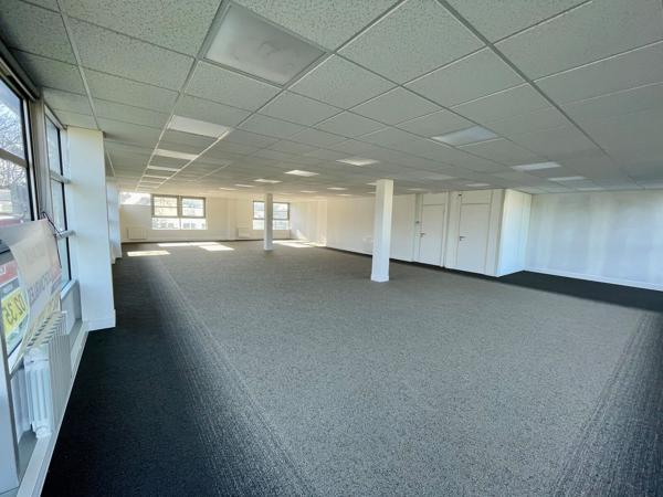 Bureaux à louer à MONT SAINT AIGNAN 76130