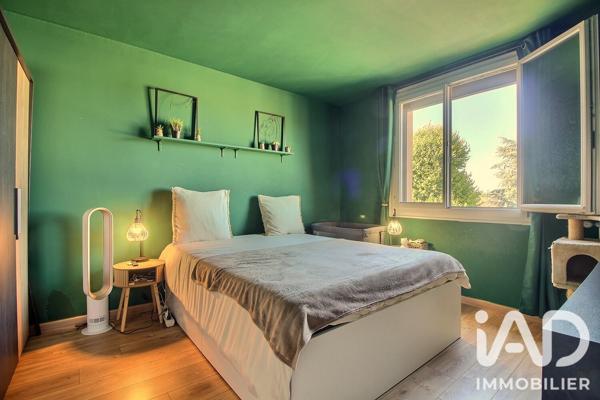 Appartement à vendre 4 pièces 81 m² Sainte-Geneviève-des-Bois