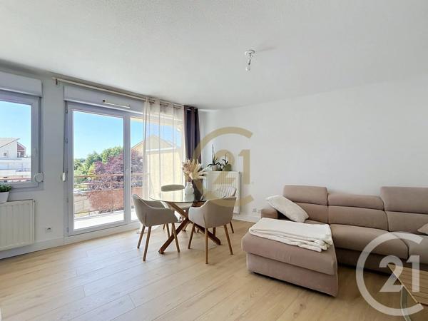 Appartement F3 à vendre  3 pièces - 68,68 m 2   BELFORT  - 90