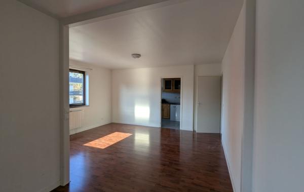 Vente Appartement P3 balcon - cave et garage Saint-julien-en-genevois   