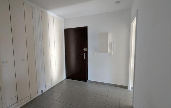 Vente Appartement P3 balcon - cave et garage Saint-julien-en-genevois   