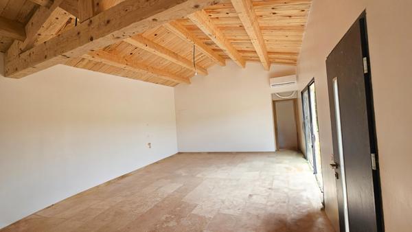 Maison  avec grand terrain pour chevaux