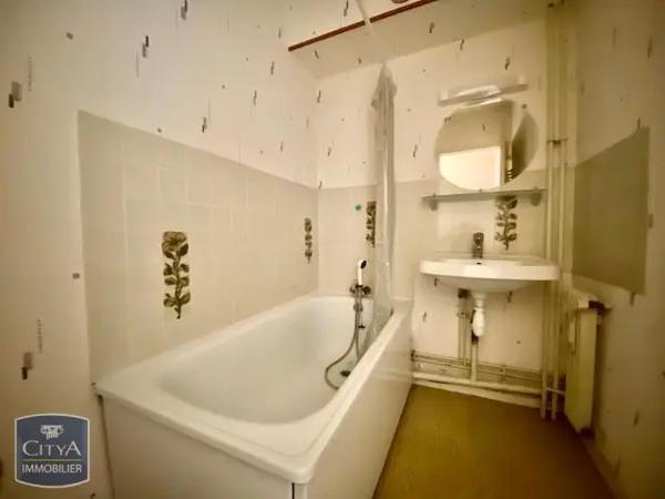 Appartement à louer 2 pièces 37.74m² Dijon (21000)