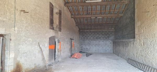 Immeuble à vendre 108 600 € Saint-Estèphe 225 m² DPE