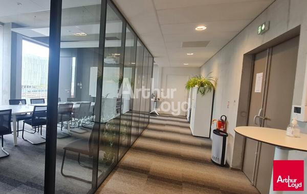 Angers Gare TGV Saint Laud plateau de 247,11 m² à vendre