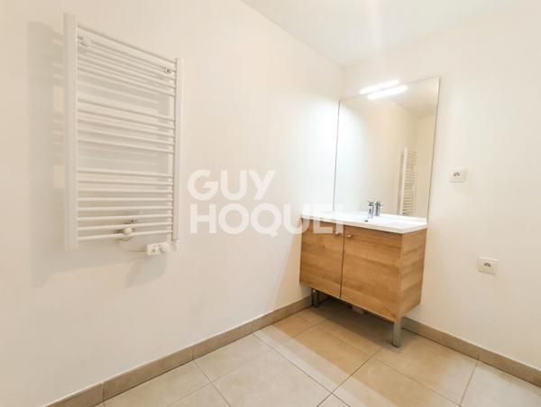 AU CALME ! 3 pièce(s) 64 m2 Proche école commerces + Grande Terrasse