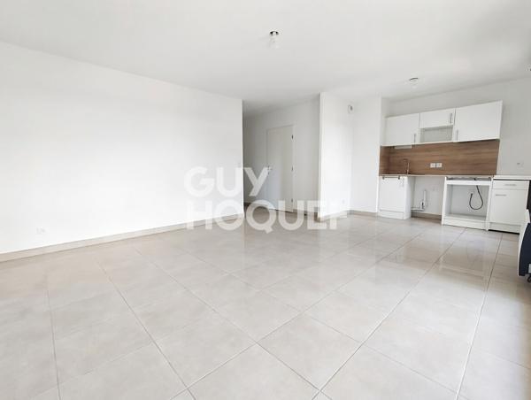 AU CALME ! 3 pièce(s) 64 m2 Proche école commerces + Grande Terrasse