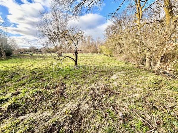 Terrain de loisirs de 3 066 m²