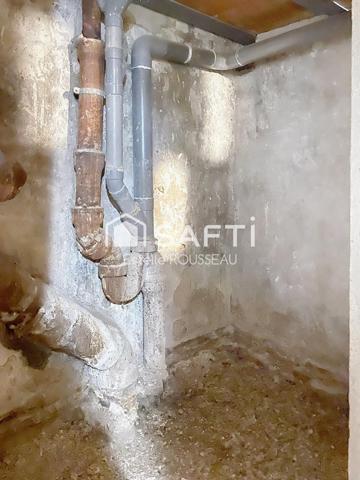 Cave 2 m² /5 m3 en volume de stockage à Belleville