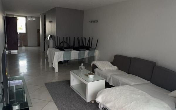 Appartement à louer    3 pièces • 77,87 m2 Annemasse