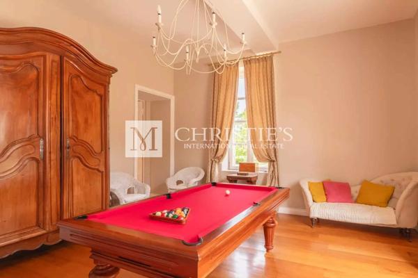 Rive Droite – Maison de Maître récemment rénovée à Cambes