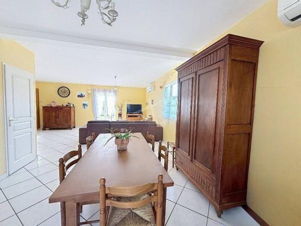 Maison T5 avec garage et jardin