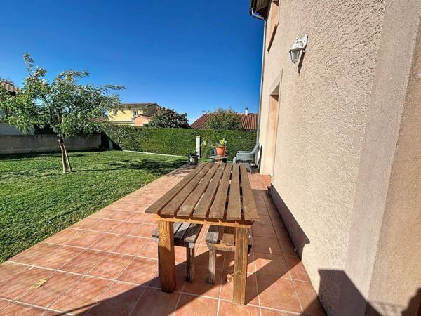 Maison T5 avec garage et jardin