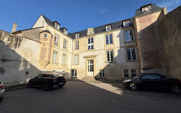 Appartement à vendre    2 pièces •  Laon