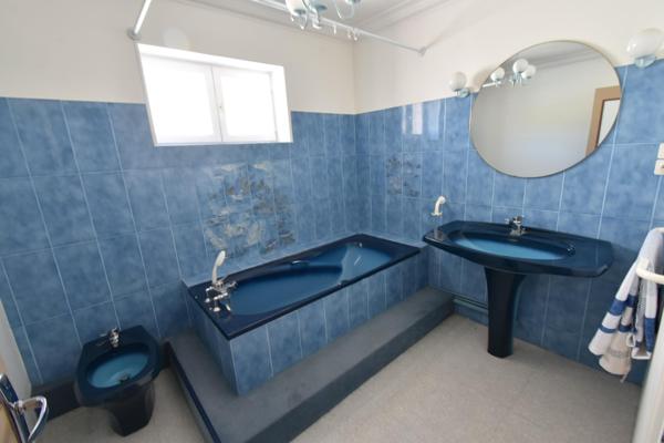 A découvrir au coeur du Beaujolais maison de village idéalement placée à proximité de l'école et des commerces