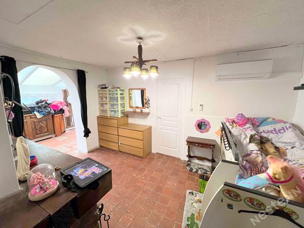 CHAUMONT EN VEXIN Maison de 75 m² avec dépendance attenante et communicante de 50 m² au sol (+ combles aménageables) sur 1500 m² de terrain