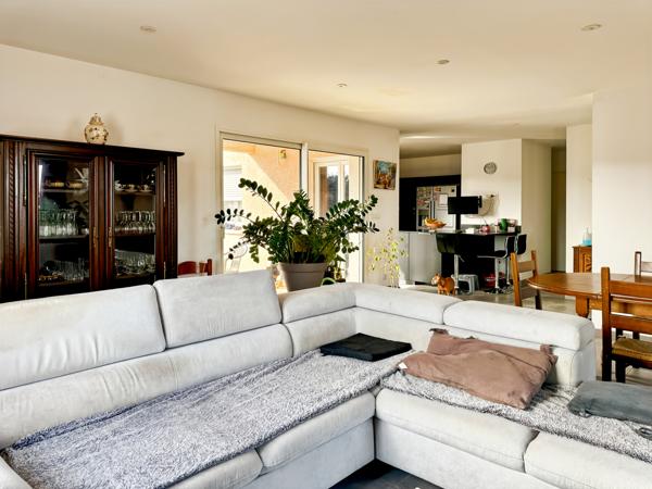 Lavilledieu (07170) Villa Récente Plain-pied avec Terrasse, Garage et Jardin à deux pas des Commodités…