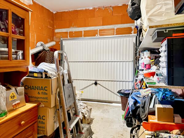 Lavilledieu (07170) Villa Récente Plain-pied avec Terrasse, Garage et Jardin à deux pas des Commodités…