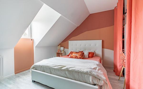 Maison à vendre    5 pièces •  Charmes