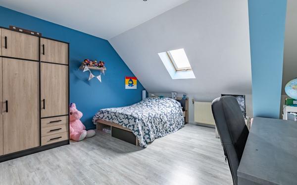 Maison à vendre    5 pièces •  Charmes