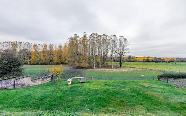 Maison à vendre    5 pièces •  Charmes