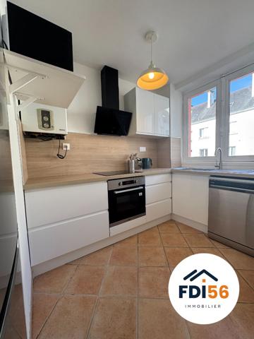 A LOUER - Appartement rénové avec Balcon - Centre ville Lorient 2 pièce(s) 53.8 m2 , Lorient