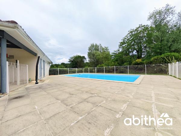 Appartement T2 avec terrasse, piscine et parking – Le confort d'une résidence récente dans un environnement pa