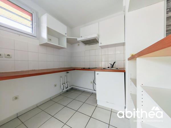 Appartement T2 avec terrasse, piscine et parking – Le confort d'une résidence récente dans un environnement pa