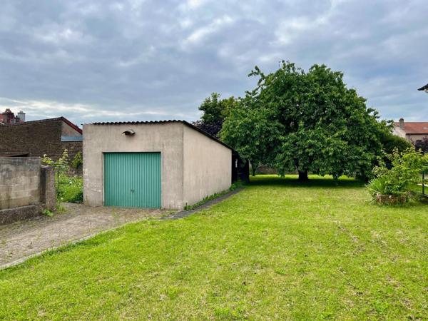Terrain à bâtir libre de construction environ 480m2