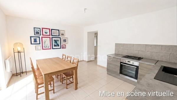 Maison divisée en 2 appartements – Wavrechain-sous-Denain