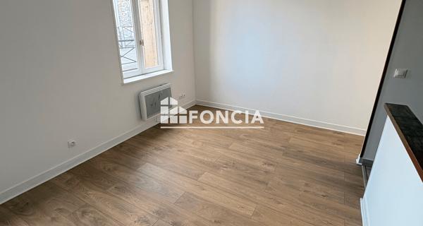 Location Appartement 2 pièces 38.24 m² - Viry-châtillon 91170