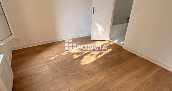 Location Appartement 2 pièces 38.24 m² - Viry-châtillon 91170