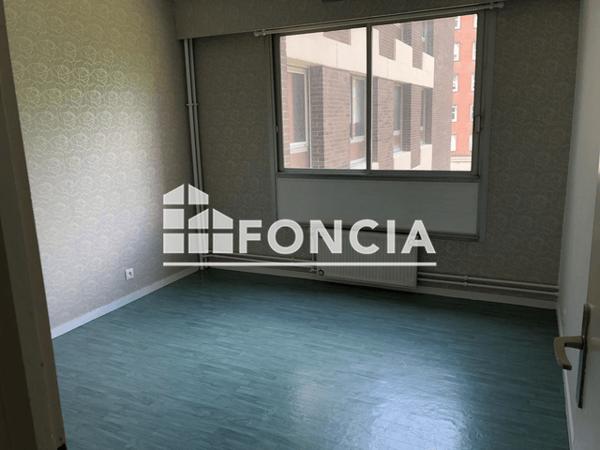 Location Appartement 3 pièces 81.63 m² - 94 RUE DES STATIONS Lille 59800