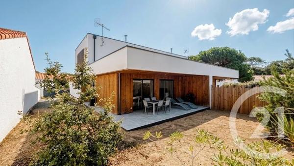 Maison à vendre  4 pièces - 99,24 m 2   LA TRANCHE SUR MER  - 85