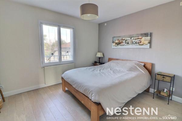 Saint Priest Manissieux Maison 4 pièces 181 m2 piscine terrain 339 m2