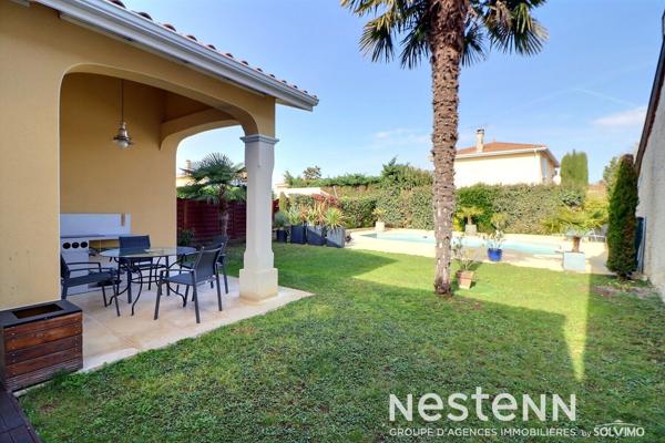 Saint Priest Manissieux Maison 4 pièces 181 m2 piscine terrain 339 m2