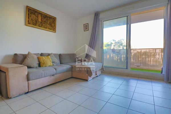 Appartement à vendre 13011 Marseille 2 pièces récent terrasse vue dégagée parking