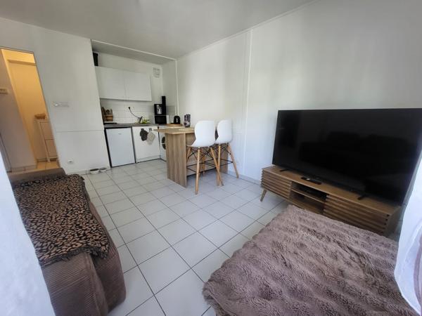 Parking + appartement